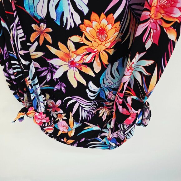 No Boundaries Juniors Plus Size Tropical Floral Halter Maxi Dress 3XL (21) - Picture 8 of 15